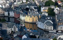 images/Fotos/Reisen/Norwegen/thumbs//farbspektrum-Alesund.jpg